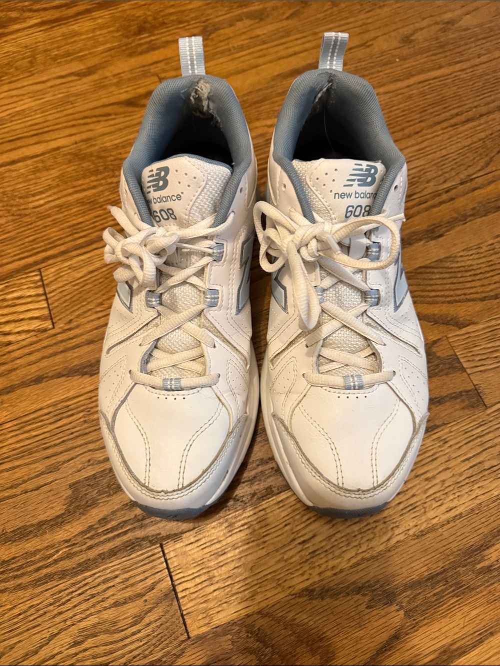 New Balance 608 Womens size 10 White and Light Blue & Gray Sneakers - Picture 1 of 6